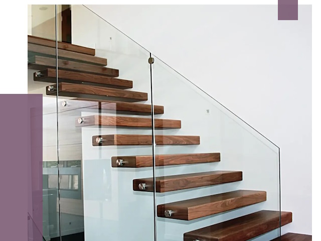 Стеклянные перила для лестницы в Бугуруслане от 14776 руб.