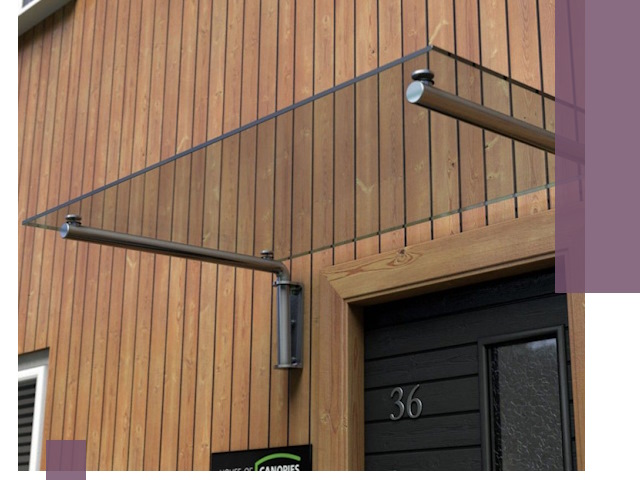 Стеклянные козырьки на входы и фасады в Бугуруслане