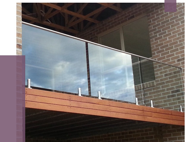 Стеклянные парапеты на крыше и террасе в Бугуруслане от 11464 руб. | ПРОЛЁТ-Бгр